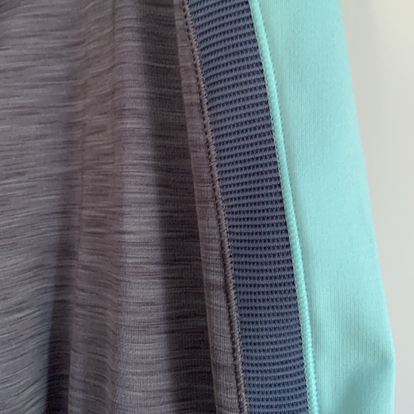 {Under Armour} Charcoal and Aqua Leggings - Picture 3 of 4